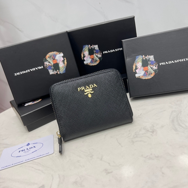 プラダ財布コピー正面デザイン